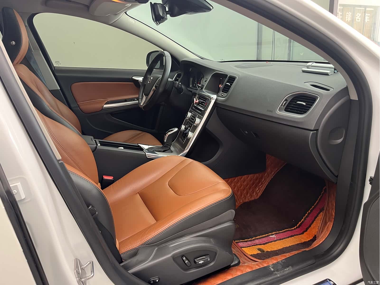 Volvo S60, 2019 13