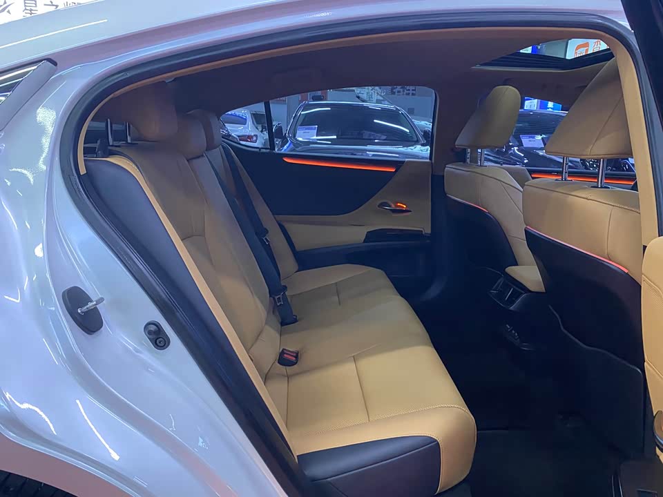 Lexus ES Lexus ES