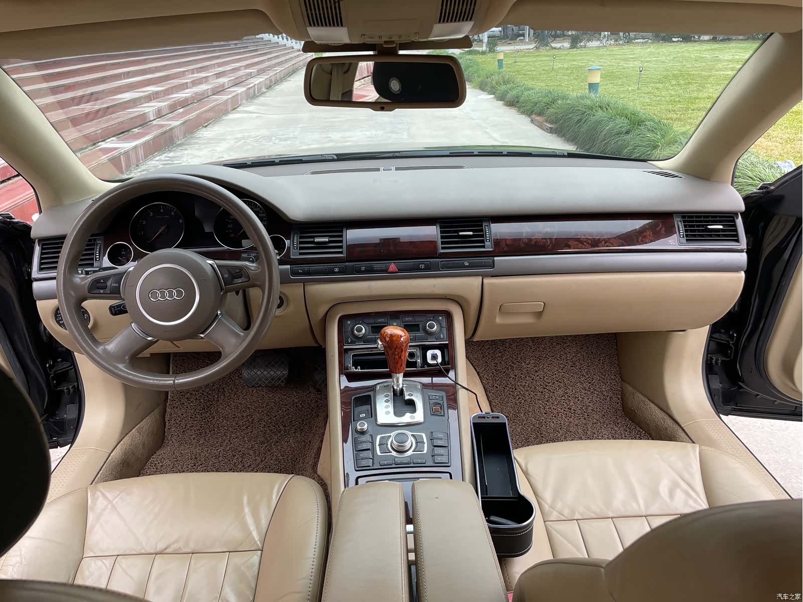 Audi A8, 2004 9
