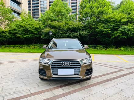 奥迪q3 2016款 30 tfsi 时尚型