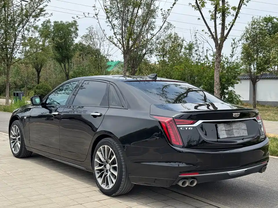 Cadillac CT6