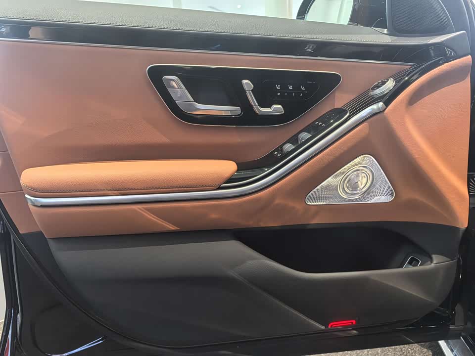 Mercedes-Benz S-class Mercedes-Benz S-class