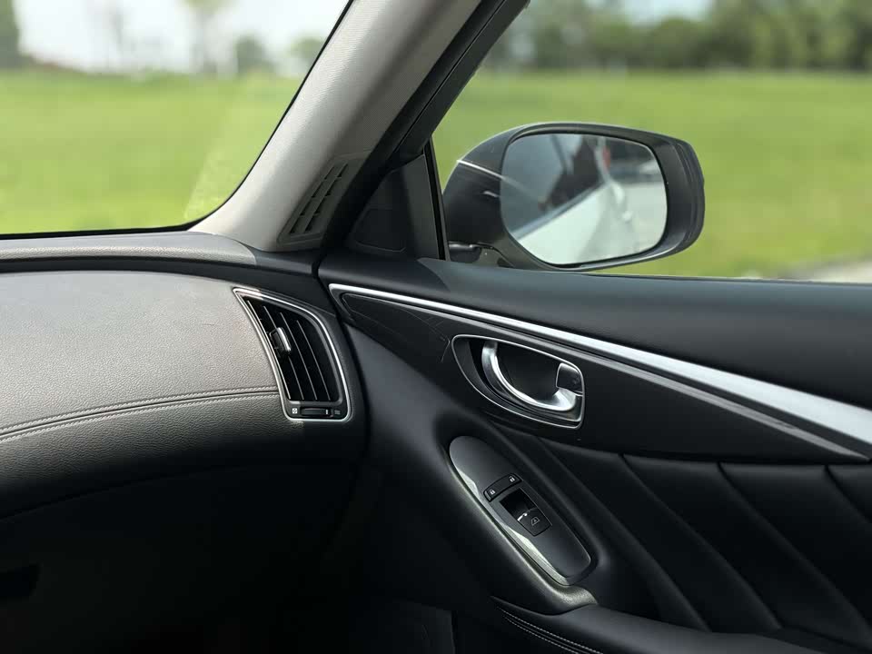 Infiniti Q50L Infiniti Q50L