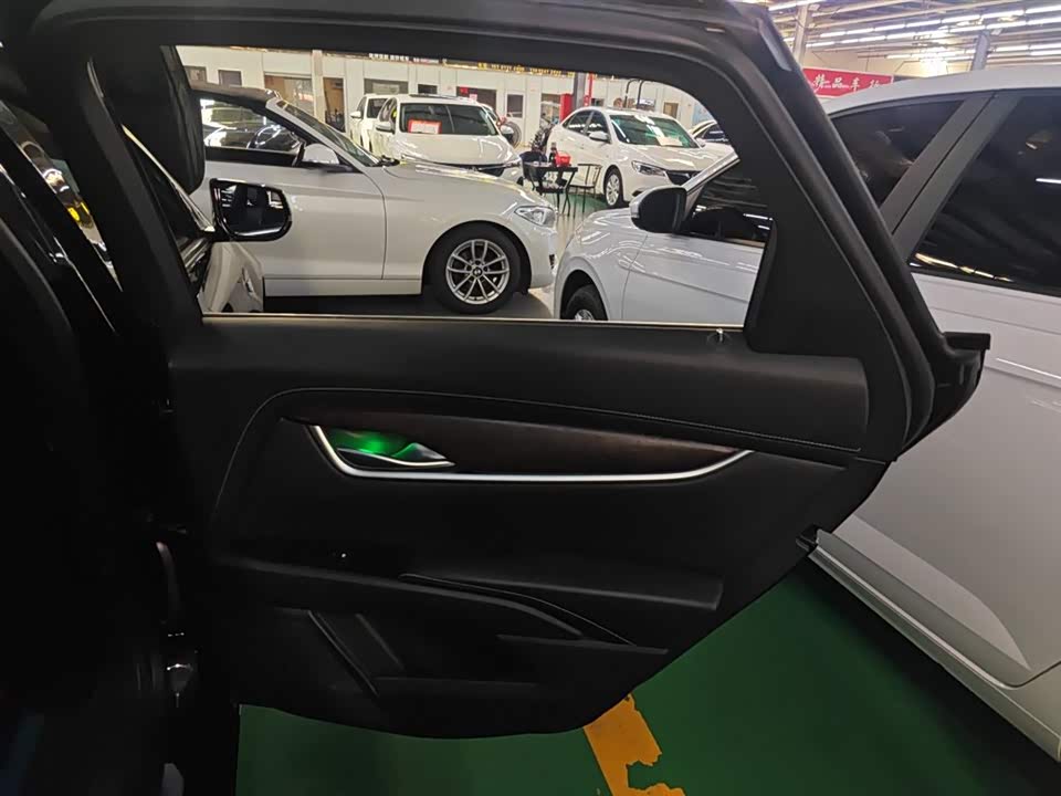Cadillac XTS Cadillac XTS