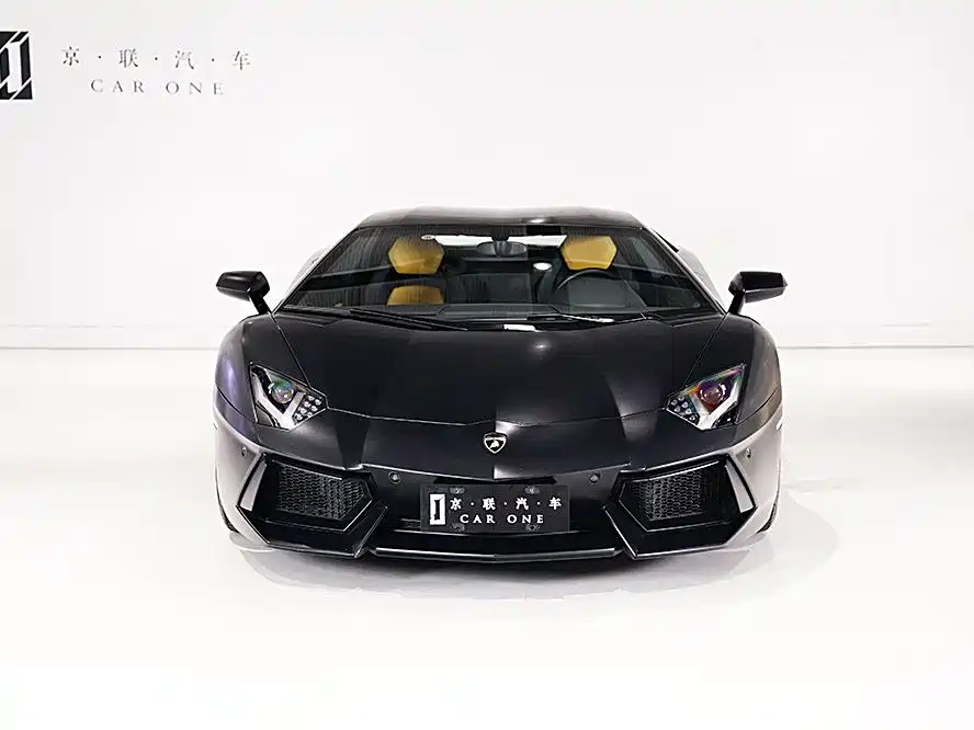 Lamborghini Aventador