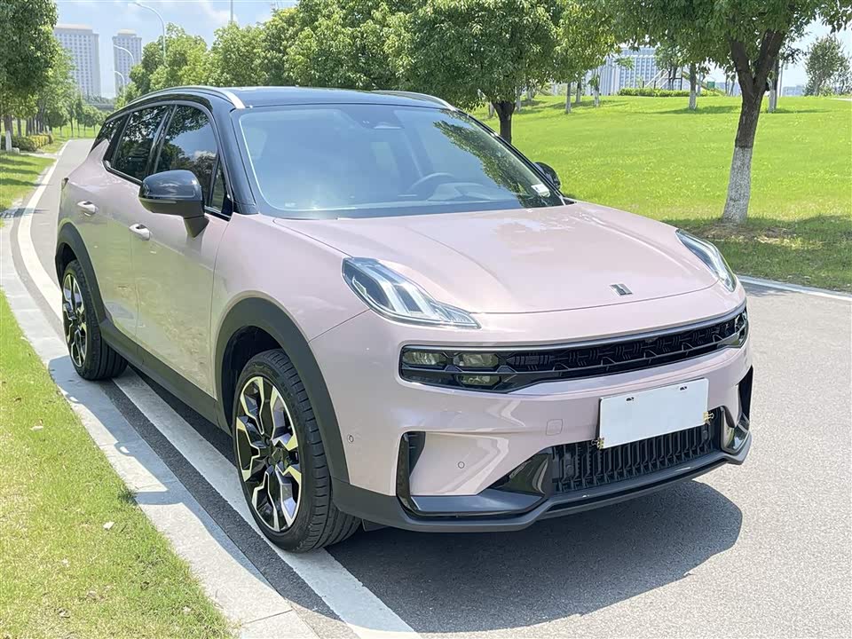 Lynk & Co 06 Lynk & Co 06