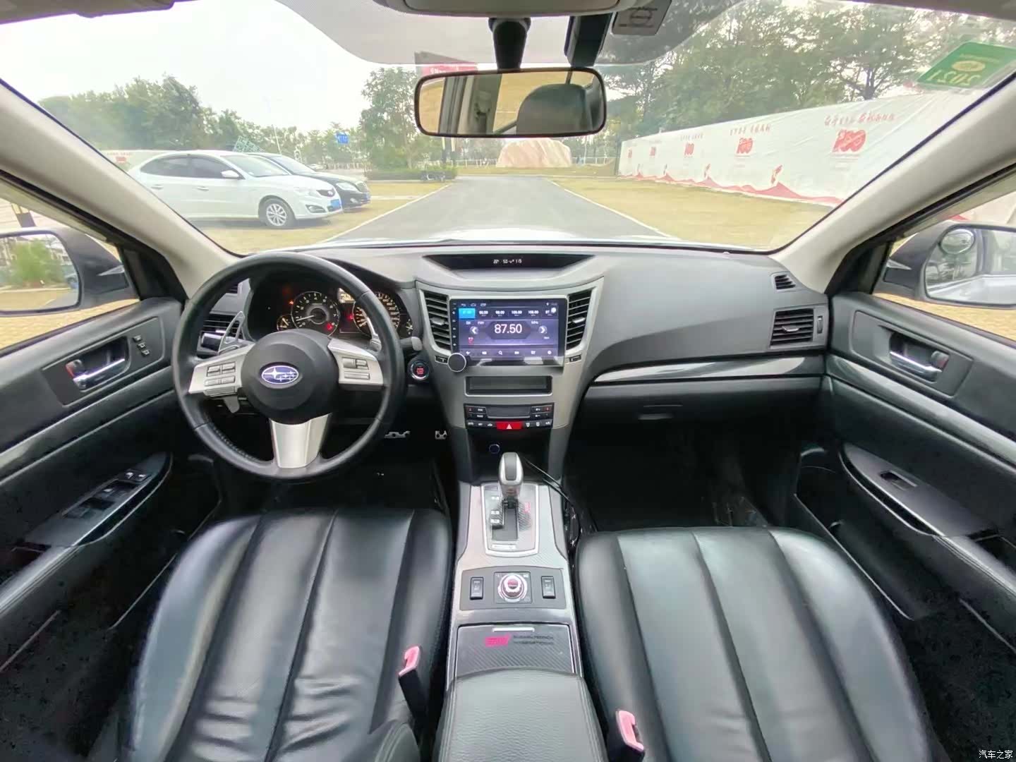 Subaru Legacy, 2010 23