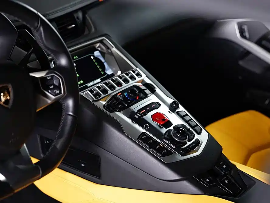 Lamborghini Aventador