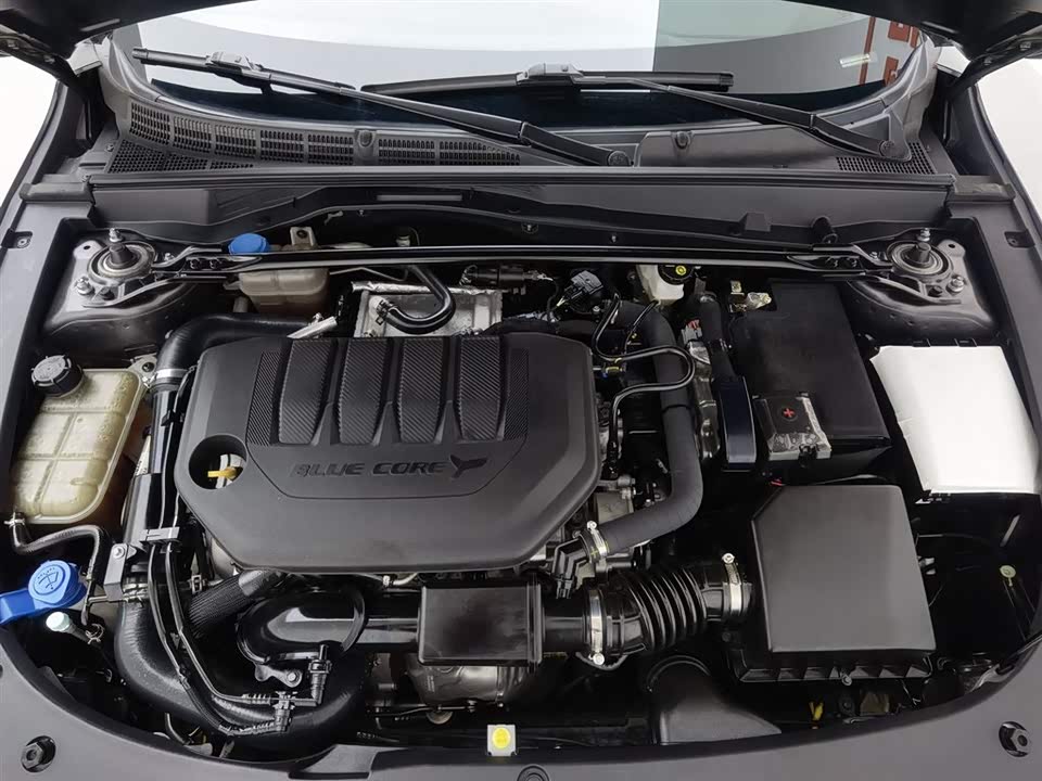 Changan UNI-V Changan UNI-V