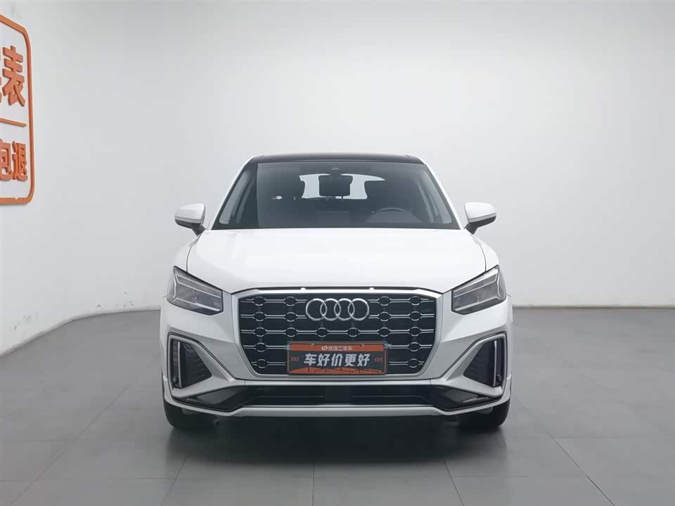 Audi Q2L Audi Q2L