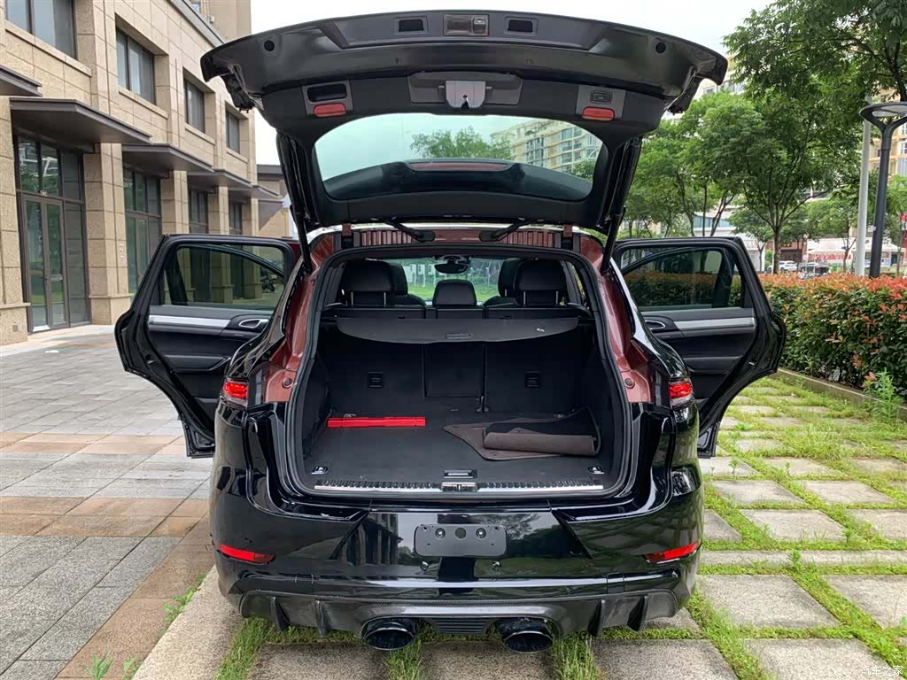 Porsche Cayenne, 2013 8