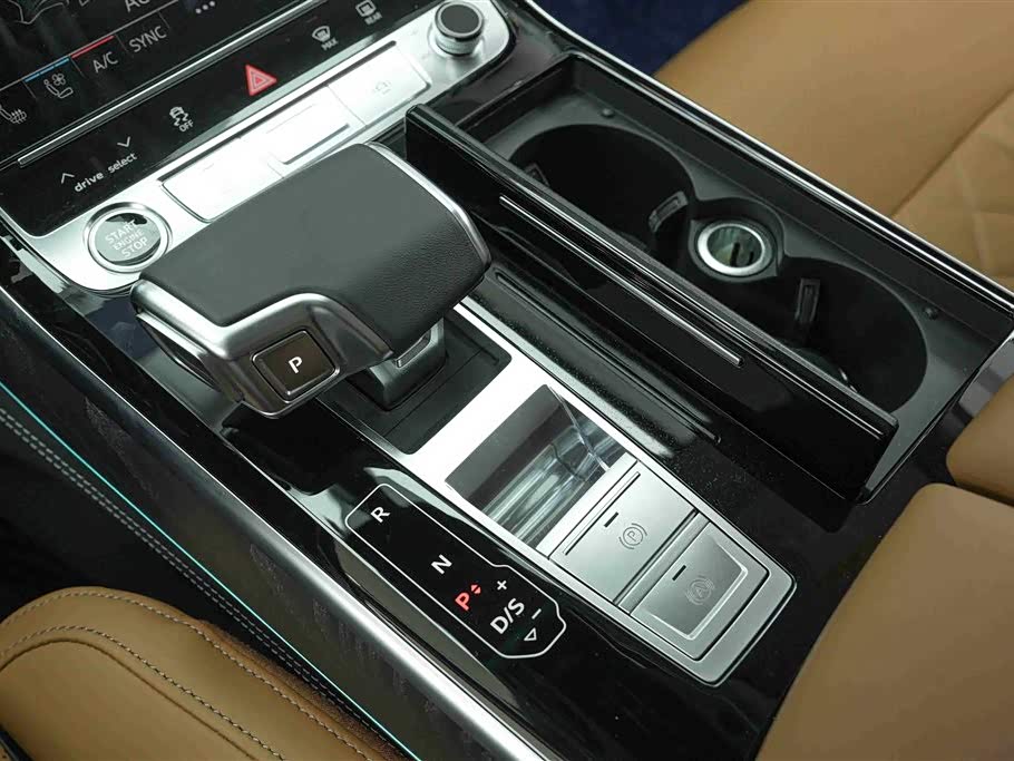 Audi A8 Audi A8