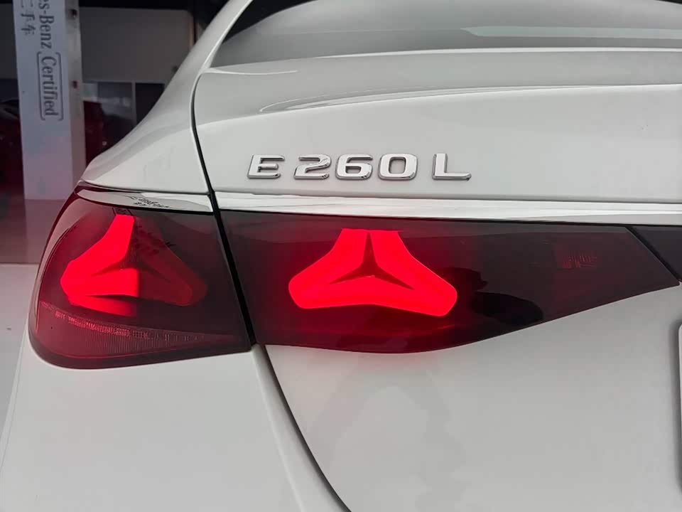 Mercedes-Benz E-class Mercedes-Benz E-class