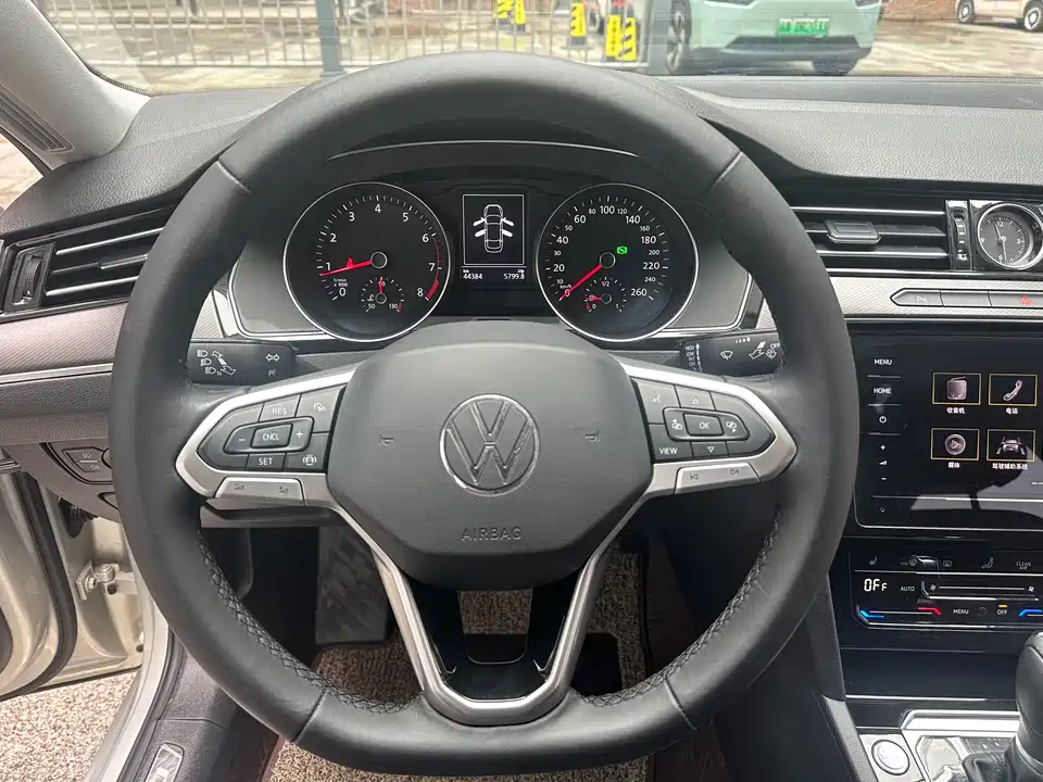 Volkswagen Magotan