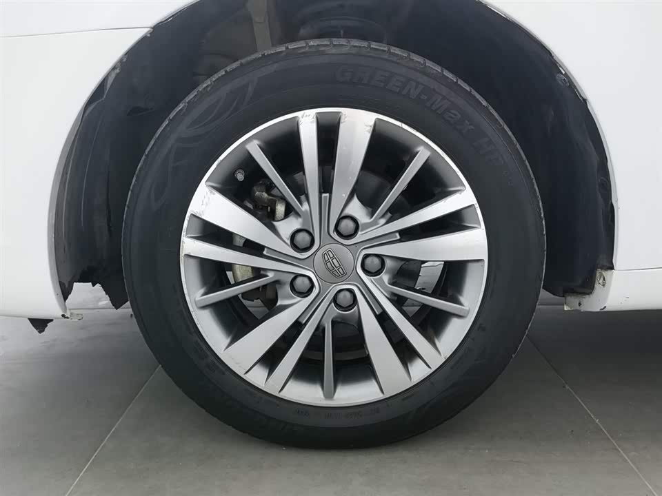 Geely Emgrand Geely Emgrand