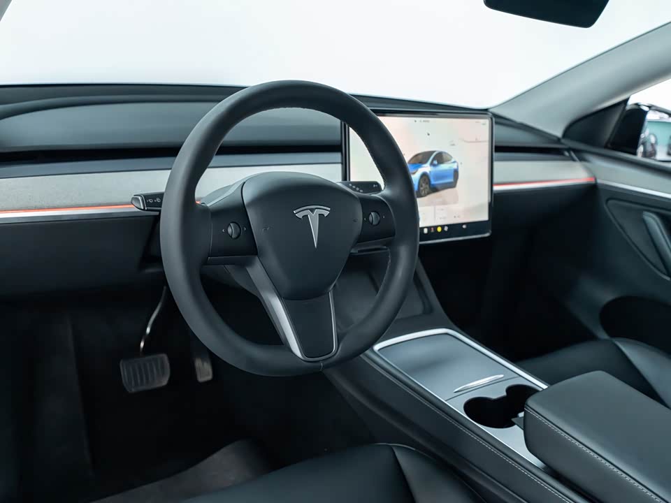 Tesla Model Y Tesla Model Y