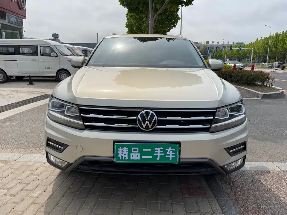 Volkswagen Tiguan L
