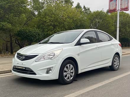 瑞纳 2013款 三厢 1.4l 自动标准型gl