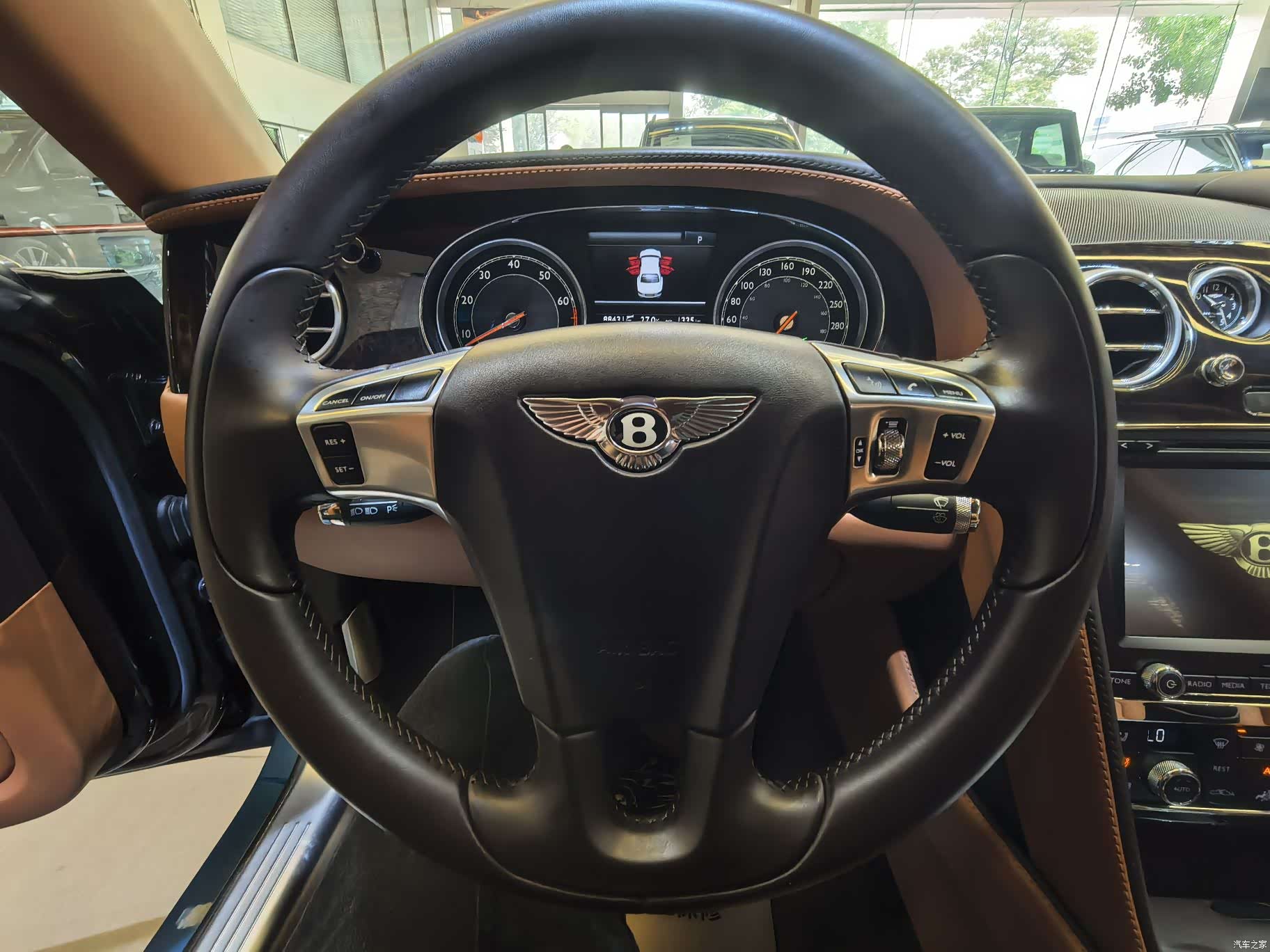 Bentley Flying Spur, 2017 15