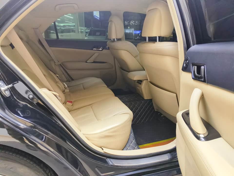 Toyota Reiz Toyota Reiz