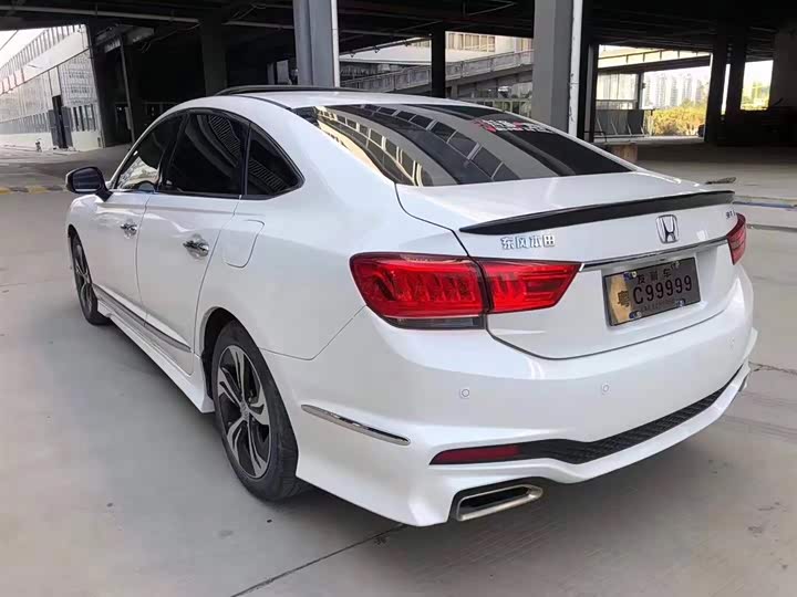 思铂睿 2017款 2.4l 豪华版