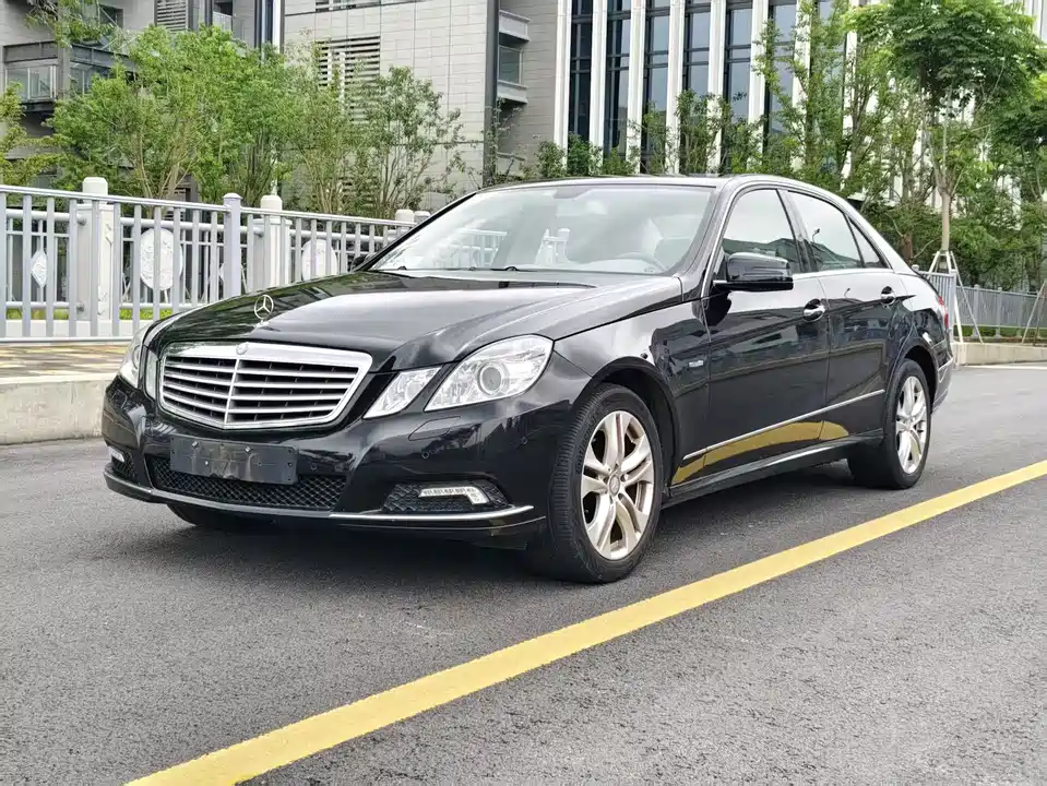 Mercedes-Benz E-class Mercedes-Benz E-class