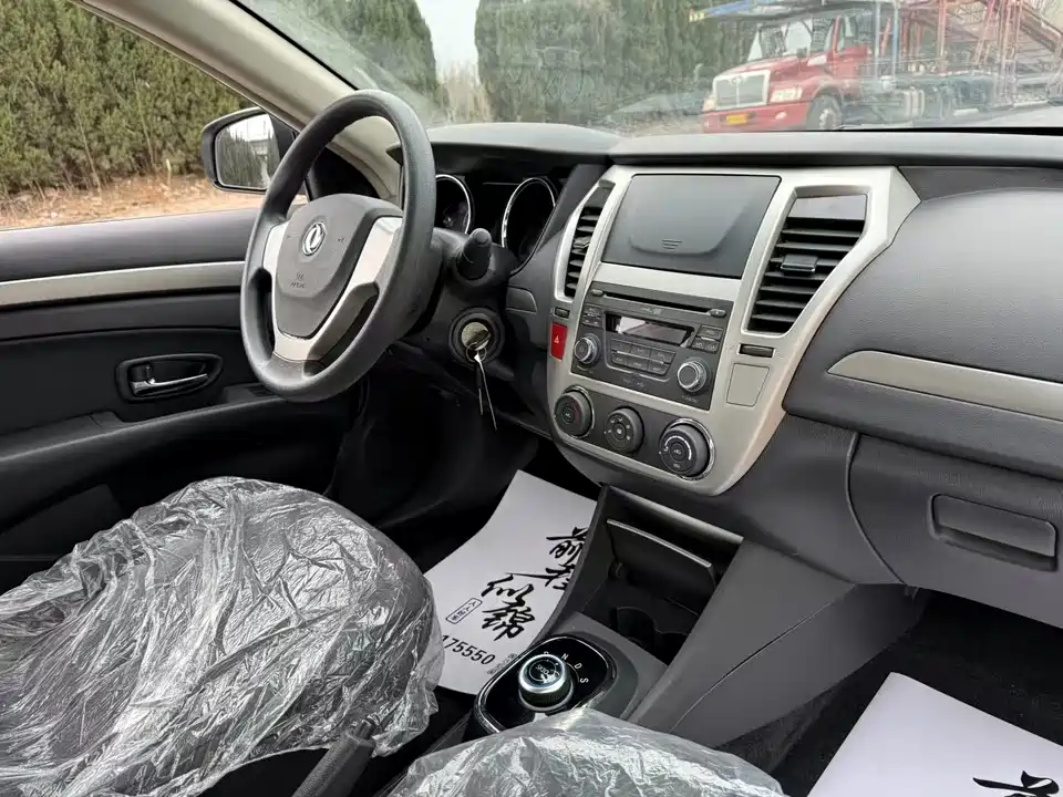 Dongfeng Junfeng E17