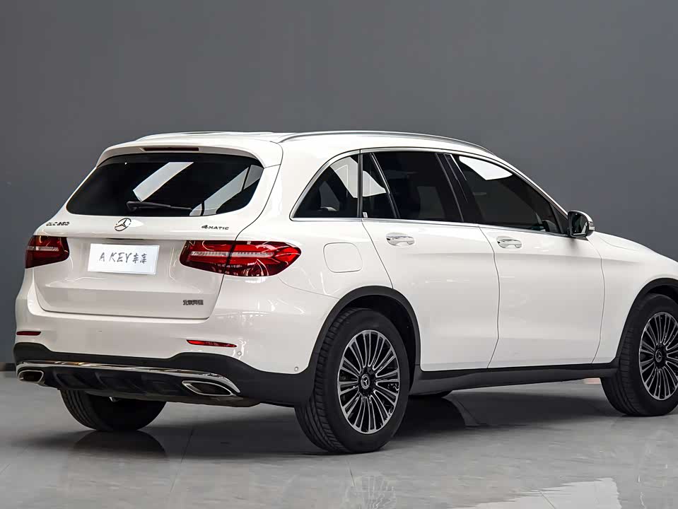 Mercedes-Benz GLC Mercedes-Benz GLC
