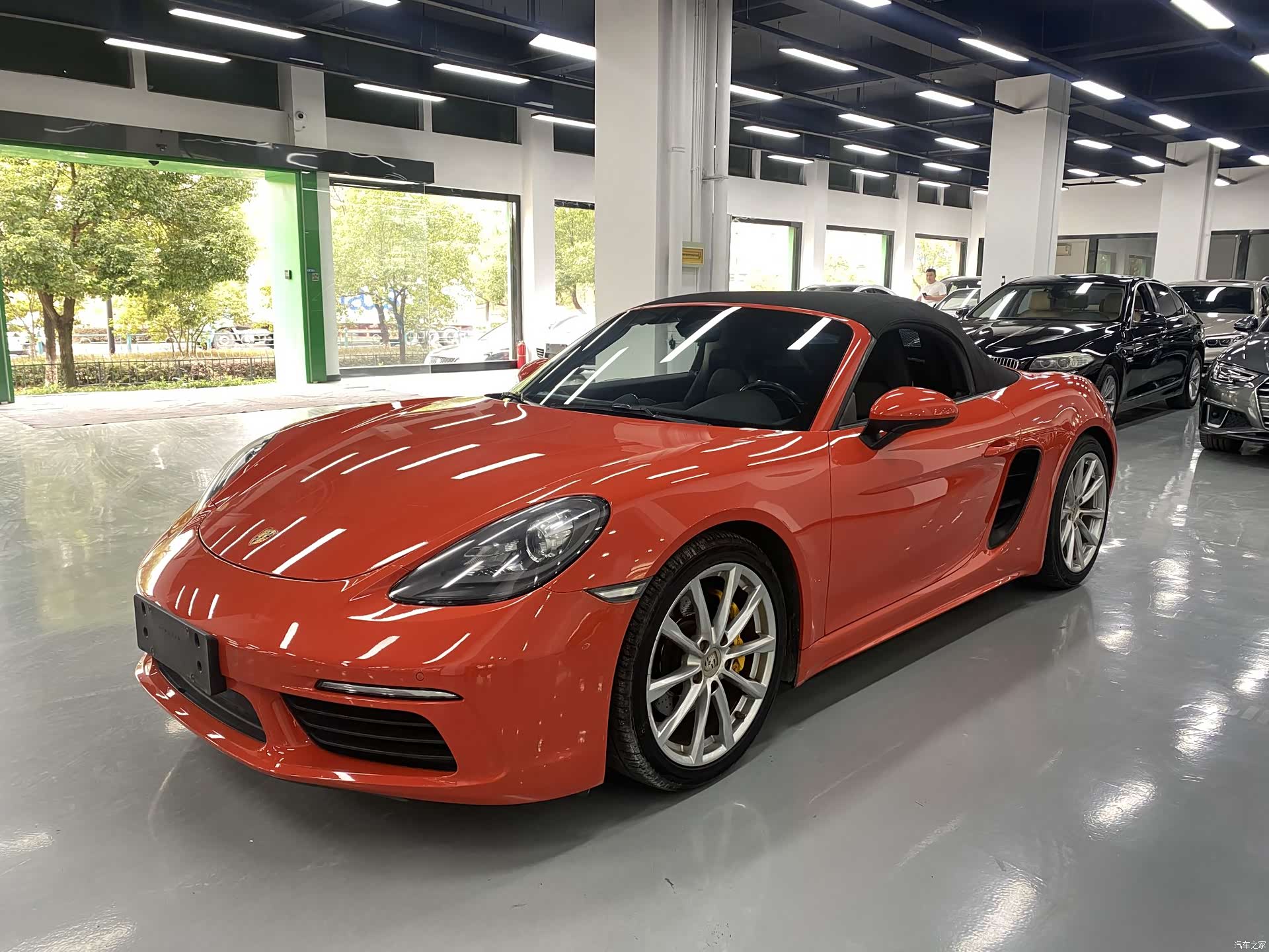Porsche Boxster, 2017 1