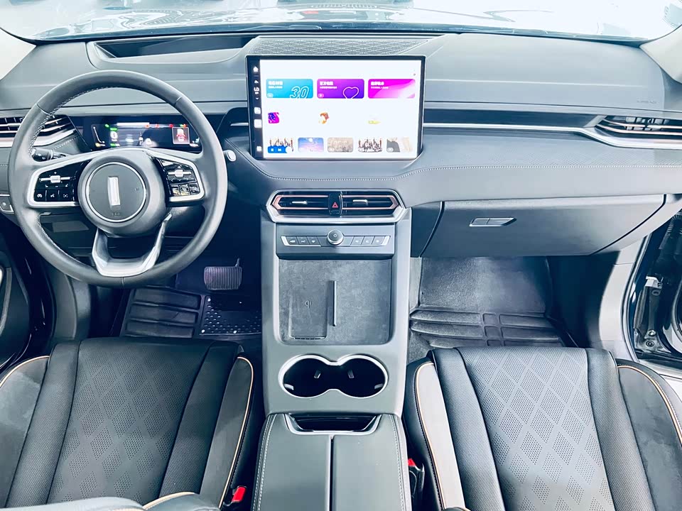 Weipai Latte DHT-PHEV