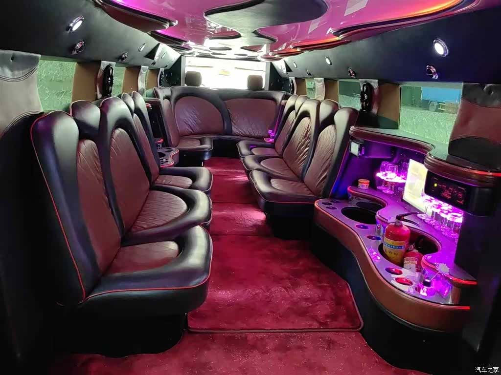 Hummer H2, 2010 4
