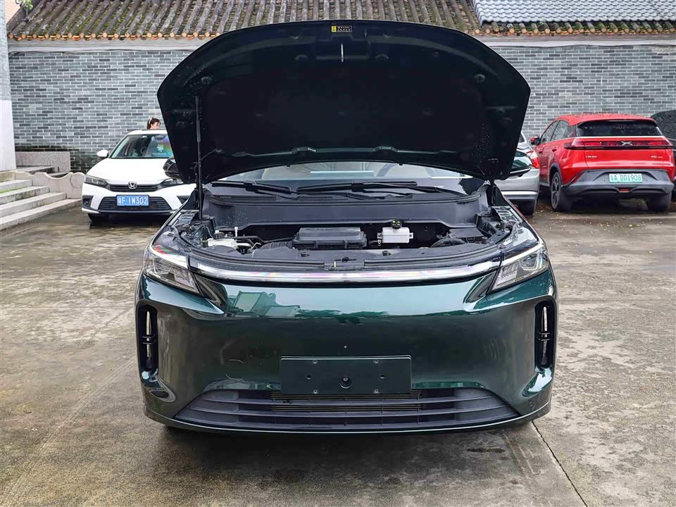 Landwind E5 PLUS Landwind E5 PLUS