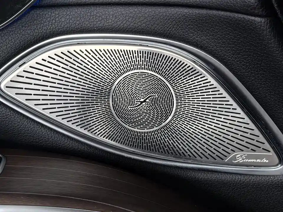 Mercedes-Benz EQS SUV