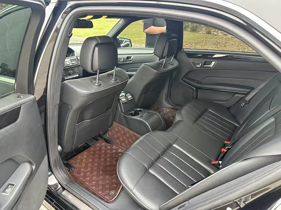 Mercedes-Benz E-class Mercedes-Benz E-class