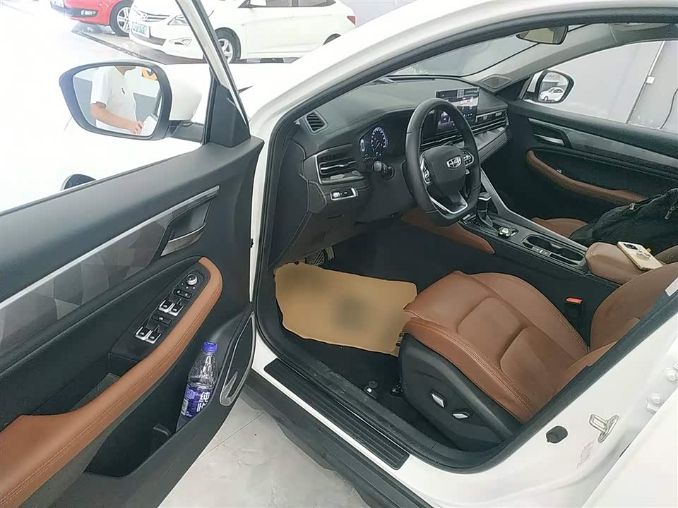Geely Vision X6