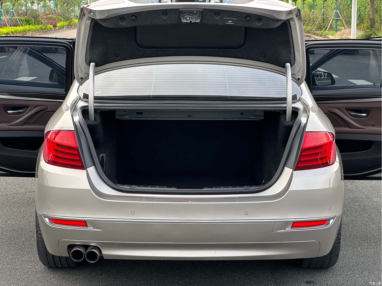 BMW 5 Series, 2015 21
