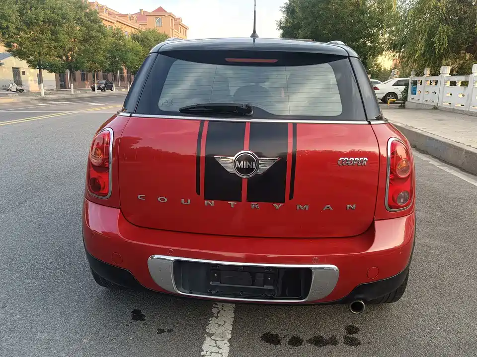 MINI COUNTRYMAN