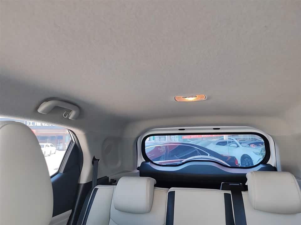 BYD Yuan Pro BYD Yuan Pro