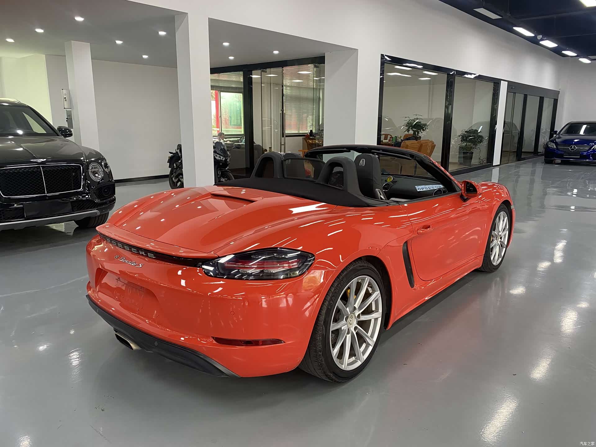 Porsche Boxster, 2017 12