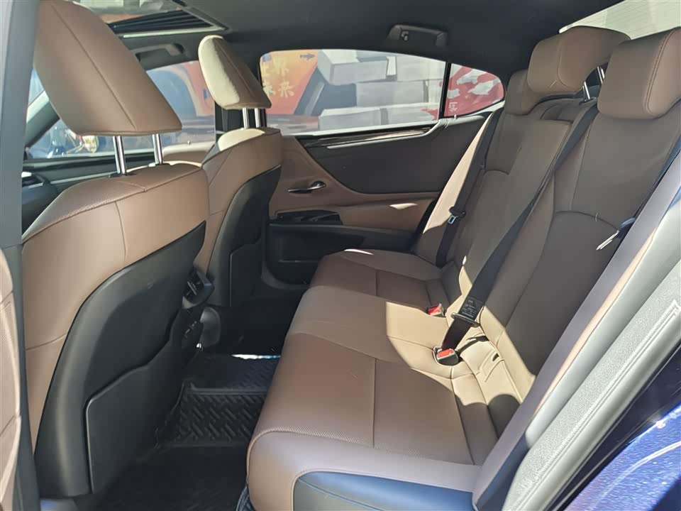 Lexus ES Lexus ES