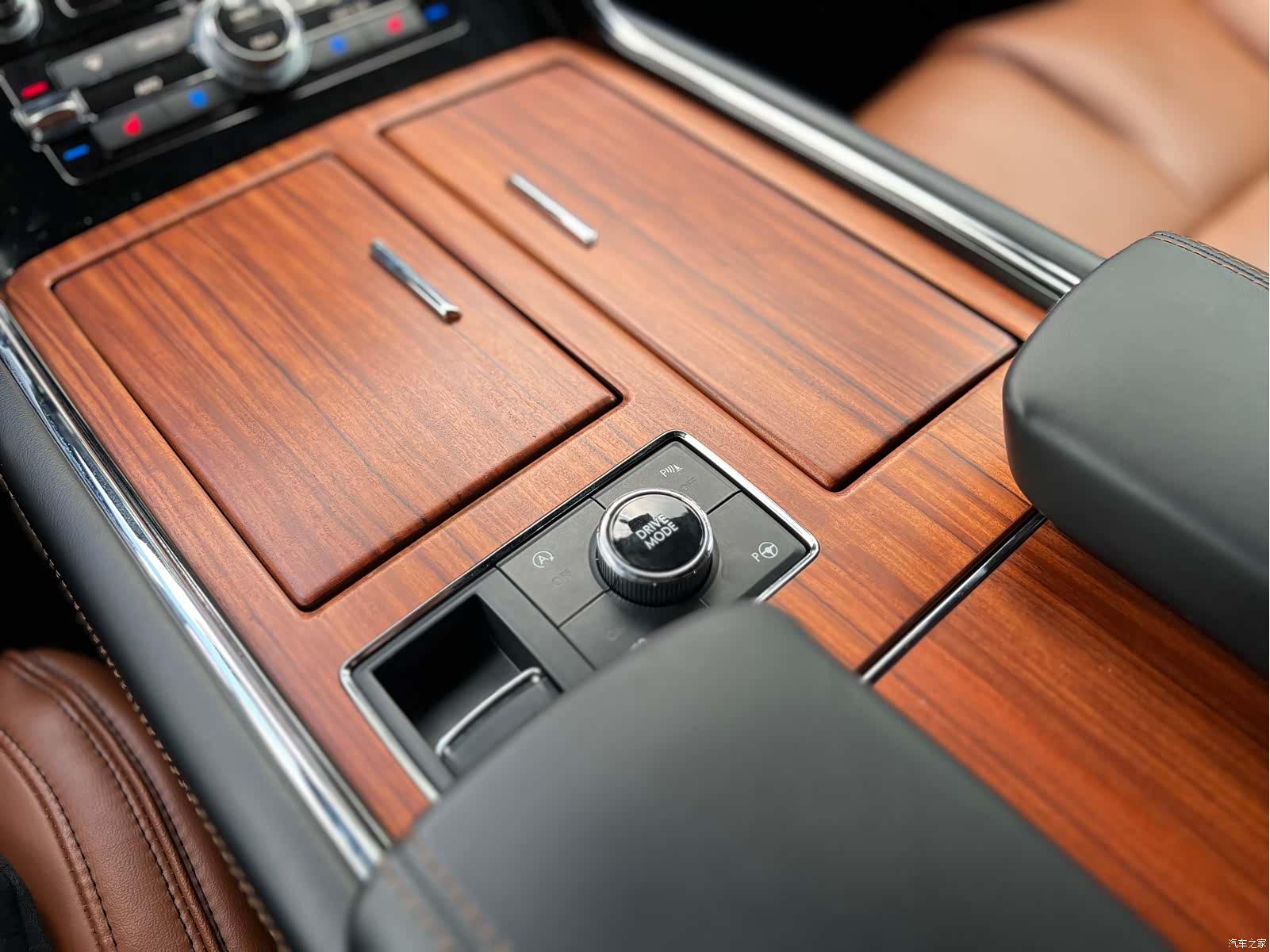 Lincoln Navigator, 2019 14