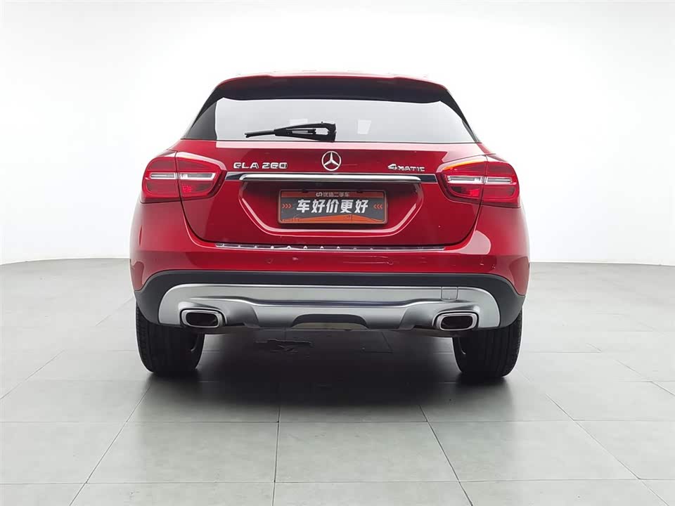 Mercedes-Benz GLA Mercedes-Benz GLA