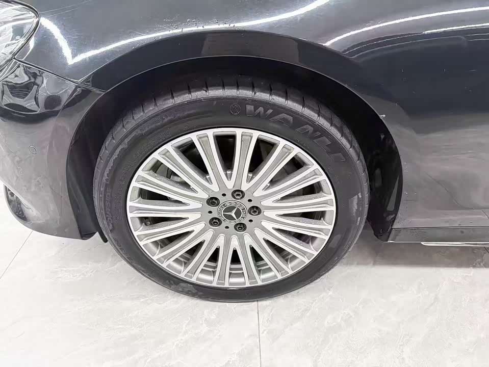 Mercedes-Benz E-class Mercedes-Benz E-class