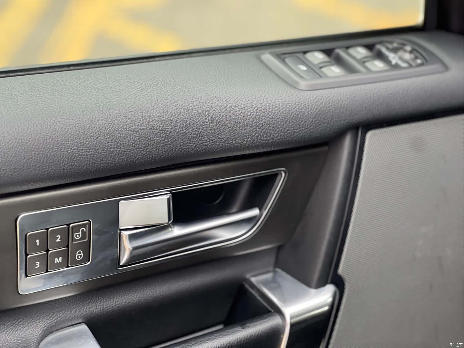 Land Rover Discovery, 2015 12