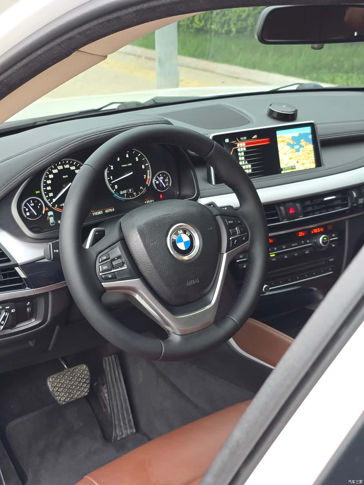 BMW X6, 2015 23