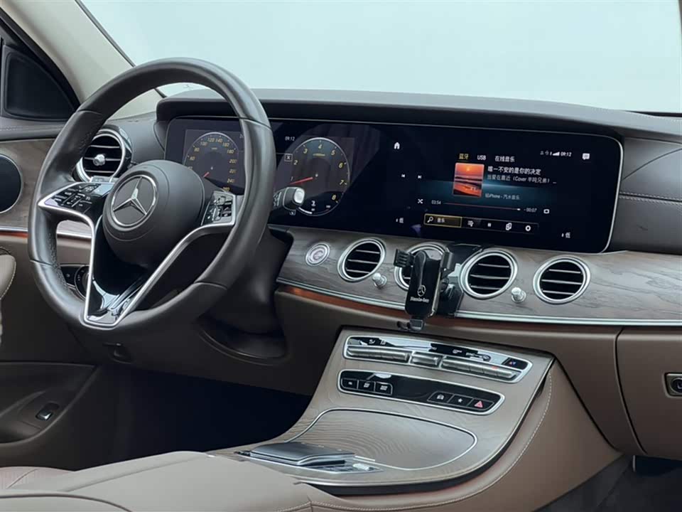Mercedes-Benz E-class Mercedes-Benz E-class