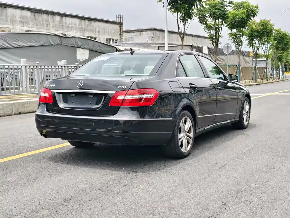 Mercedes-Benz E-class Mercedes-Benz E-class