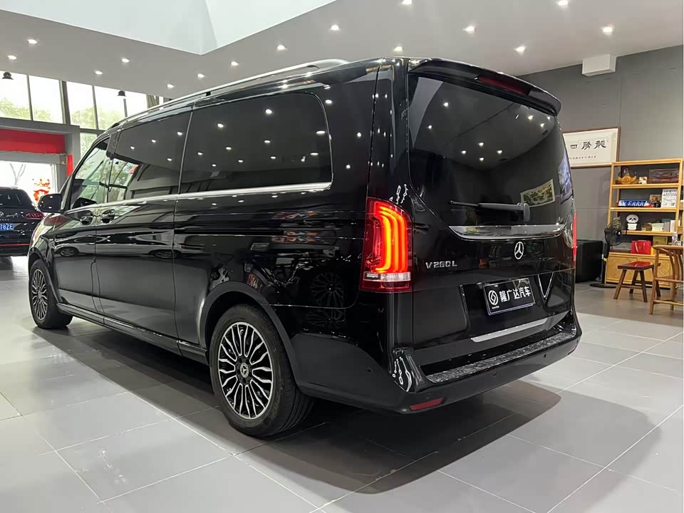 Mercedes-Benz V-class Mercedes-Benz V-class