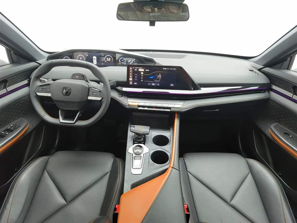 Changan UNI-V