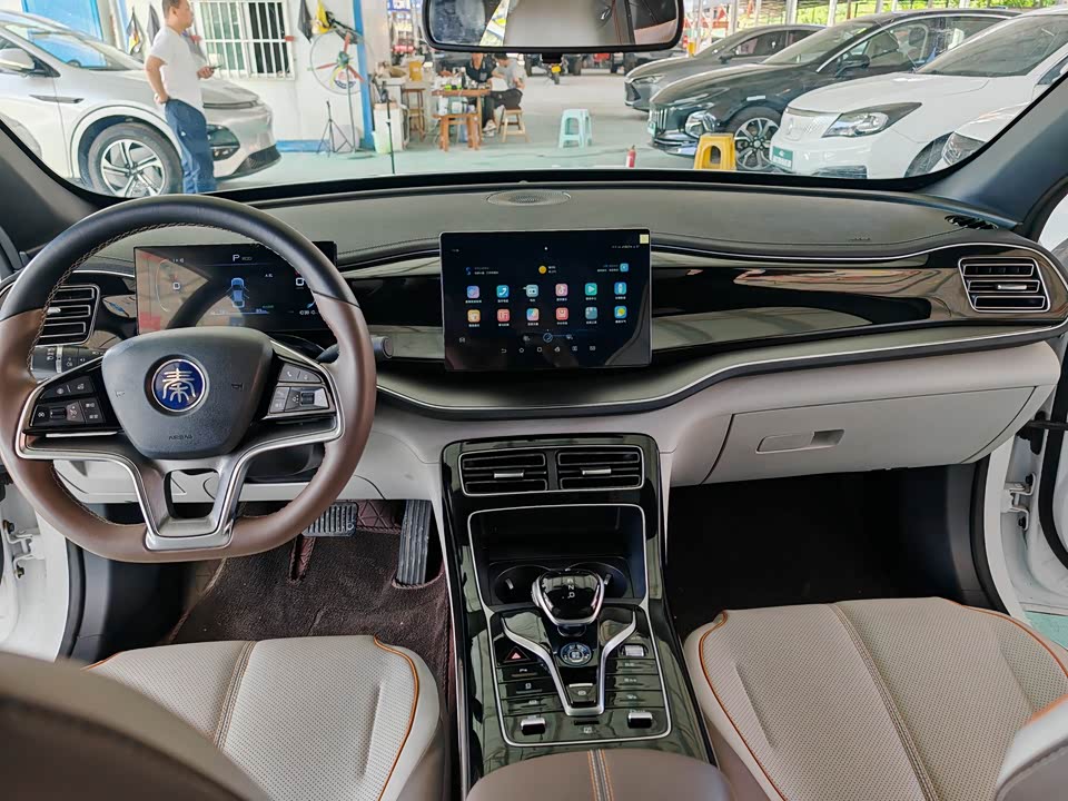 BYD Qin Yuan BYD Qin Yuan